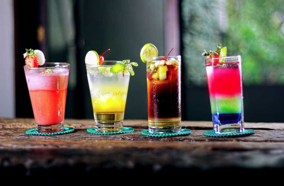 7 Most Beloved and Iconic Cocktails Worldwide
